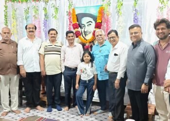 सेलूत ‘स्वरयात्री कलाकार ग्रुप’कडून किशोर कुमार यांना स्वरसुमनांजली