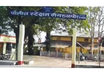 घरात घुसून मारहाण; ५ लाख ८७ हजारांचा ऐवज लुटल्याची तक्रार