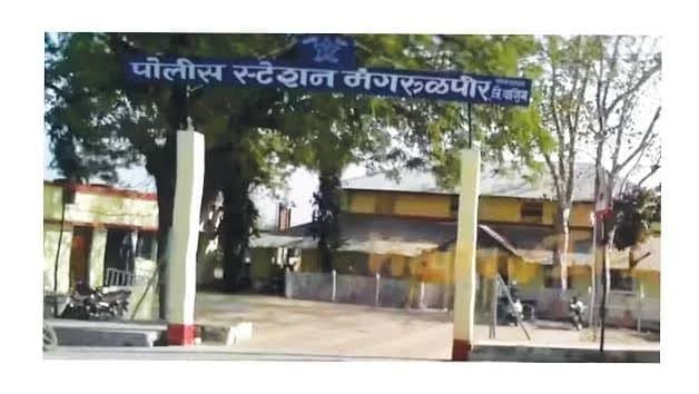 घरात घुसून मारहाण; ५ लाख ८७ हजारांचा ऐवज लुटल्याची तक्रार
