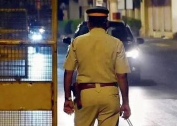 संवेदनशील भागांवर पोलिसांची करडी नजर; रात्रगस्त चोख