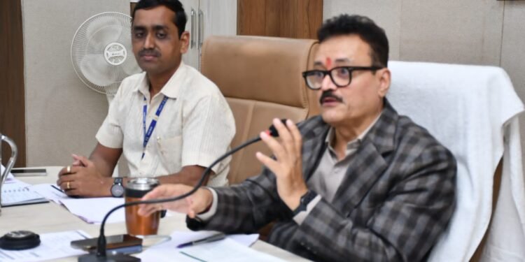 ‘जलसंधारण सप्ताह’अभियानात परभणीकरांनी उत्स्फूर्तपणे सहभागी व्हावे : जिल्हाधिकारी संजयसिंह चव्हाण