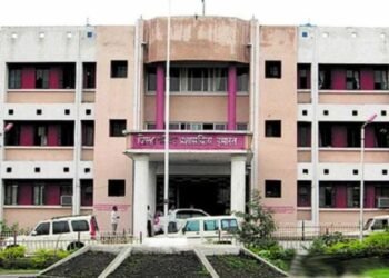 दिव्यांग प्रमाणपत्राची पडताळणी न केल्याने शिक्षक निलंबित