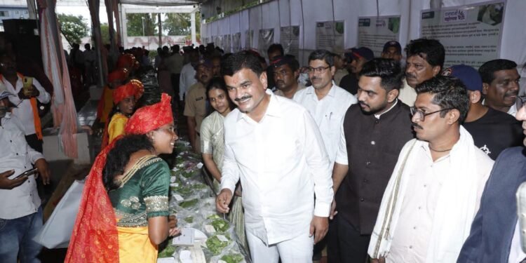 प्रगत शेतीसाठी अद्ययावत तंत्रज्ञानाचा अवलंब आवश्यक : पालकमंत्री दत्तात्रय भरणे