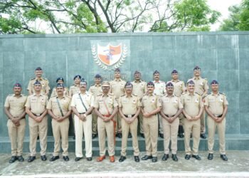 वाशिम जिल्हा पोलिस दलातील २४ अधिकारी-अंमलदारांचा गौरव
