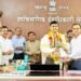 उपजिल्हाधिकारी शैलेश लाहोटी यांचा ग्राहक पंचायतीतर्फे सत्कार