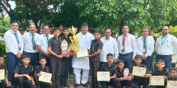 शिक्षणा सोबत सांस्कृतिक प्रवीणता विद्यार्थ्यांना बहुआयामी बनवते : चंद्रकांत ठाकरे