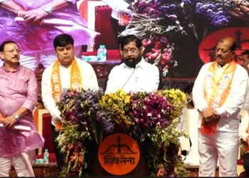 सरकार शेतकऱ्यांना वाऱ्यावर सोडणार नाही : उपमुख्यमंत्री एकनाथ शिंदे