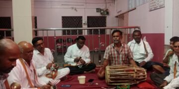 श्रावण सोमवारी भक्तिमय भजनांनी दुमदुमला परिसर