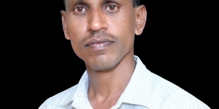 साखरेच्या अवैध साठेबाजीवर कठोर कारवाई करा