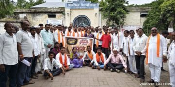 उद्धव ठाकरे शिवसेनेचे डफळे बजाव आंदोलन