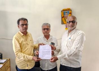 दोन लाखांपर्यंत कर्जमाफी देण्याची मागणी